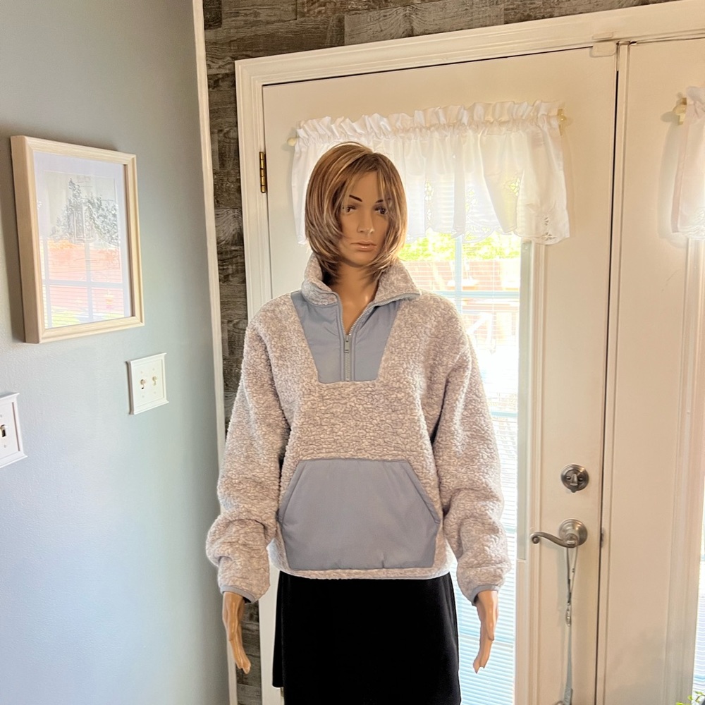 Express Sherpa Pullover SZ XS‎